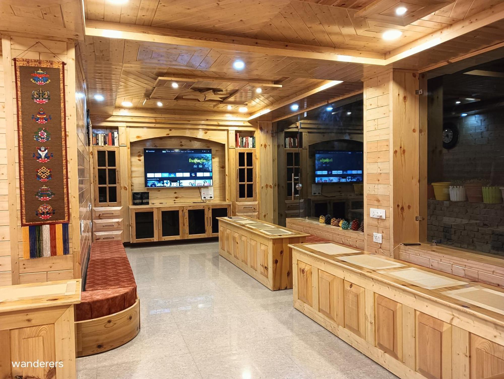 Wanderers Homestay -All Mountain Facing Rooms Калпа Екстер'єр фото